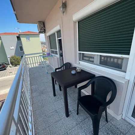 Apartments Villa Zdrava Trogir Exterior photo