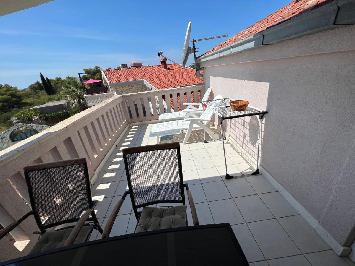 Apartament Zdrava *